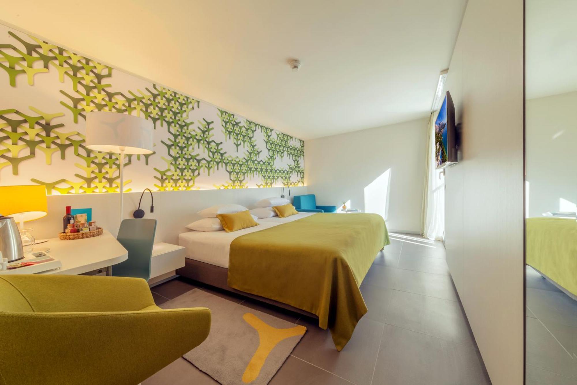 Bluesun hotel Berulia Brela Ruang foto